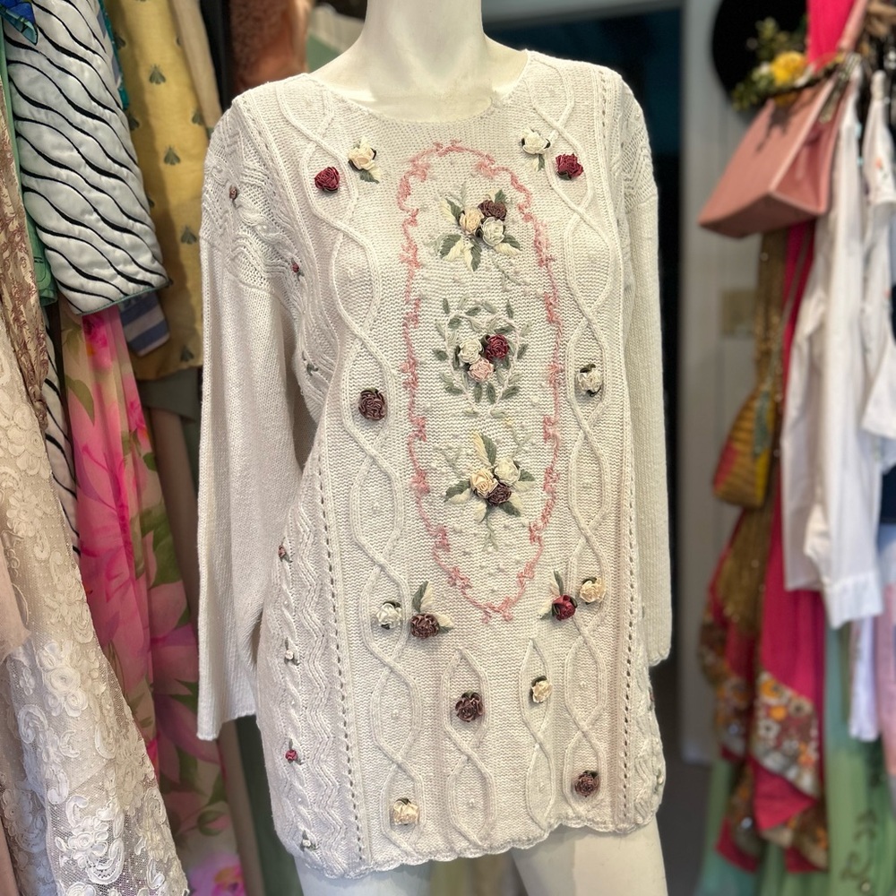 Vintage Rosebud Knit Sweaters
